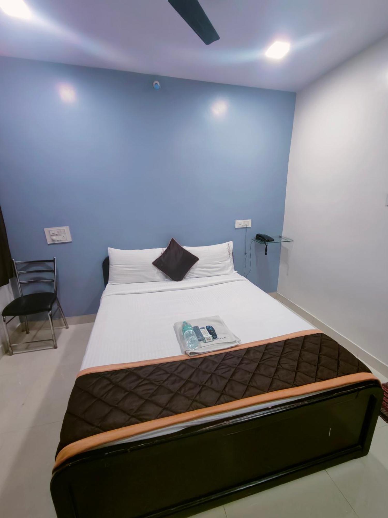 Hotel Golden Arch 벵갈루루 외부 사진