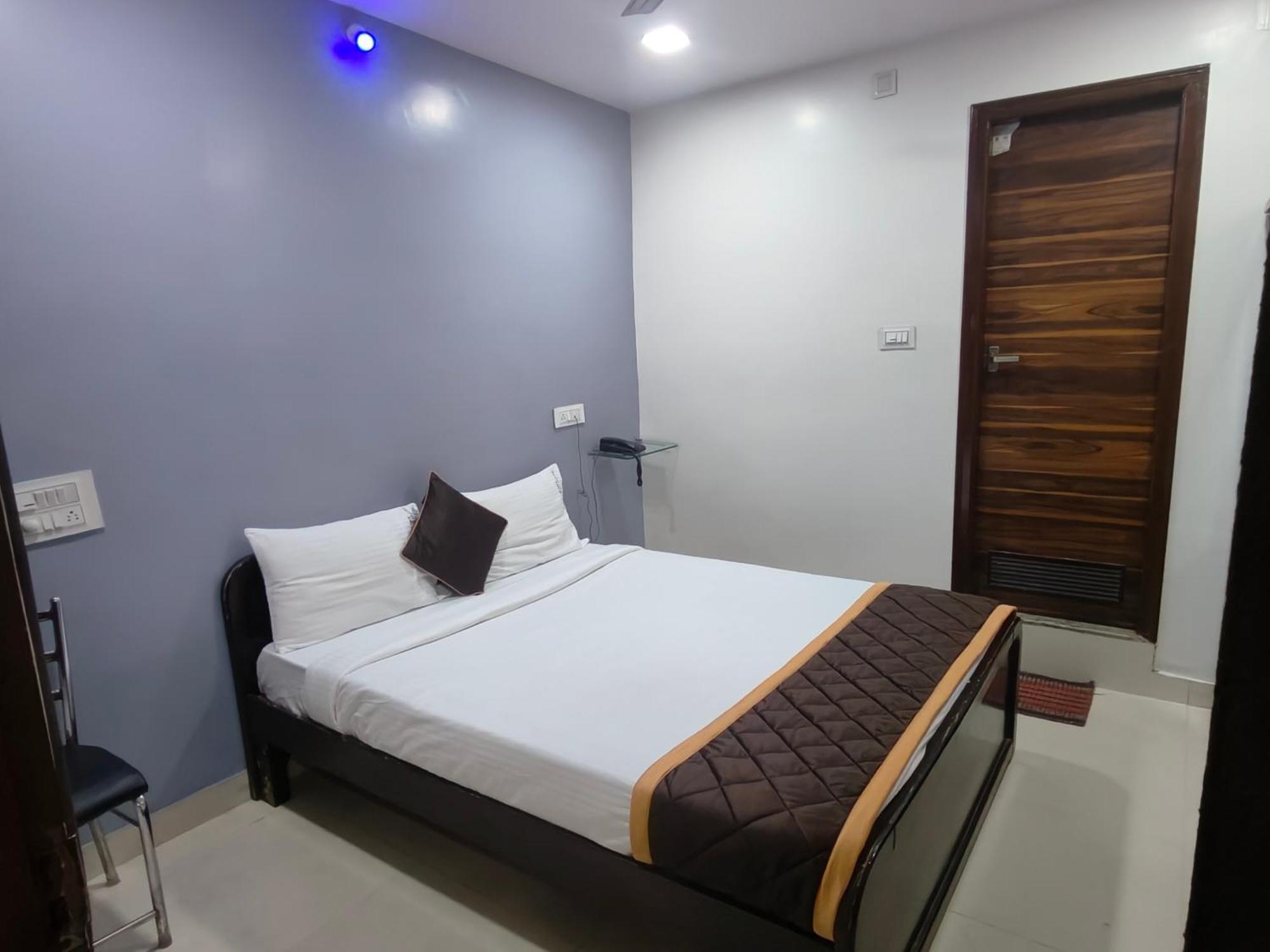 Hotel Golden Arch 벵갈루루 외부 사진