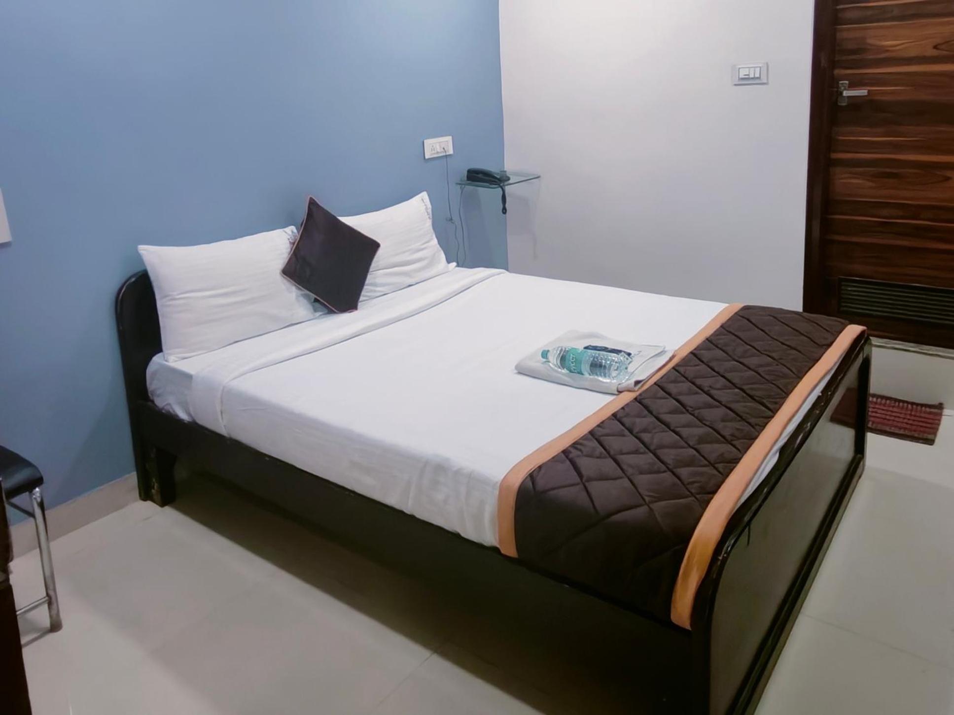 Hotel Golden Arch 벵갈루루 외부 사진